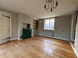 Breakfast Room- click for photo gallery